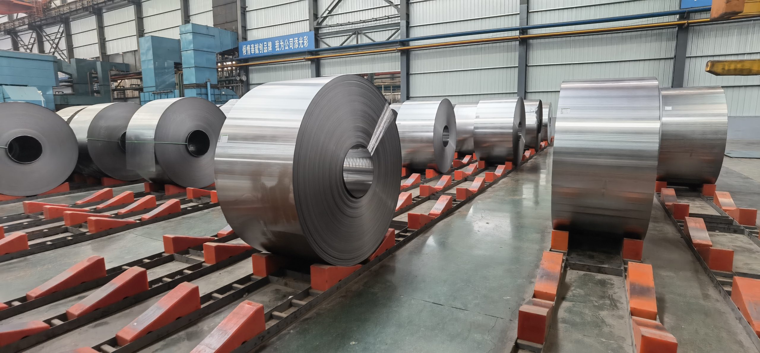 Seamless Steel Pipe vs Welded Steel Pipe: What Are the Differences?